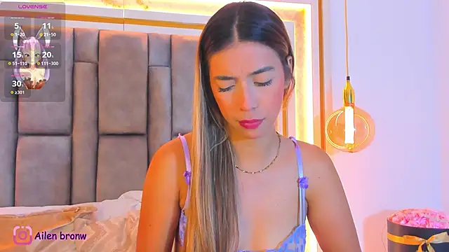 elianabrown online show from November 5, 2025, 10:54 pm