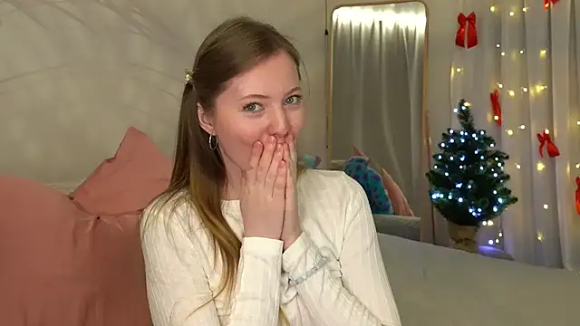  elisa omm  online show from December 17, 2025, 1:06 pm