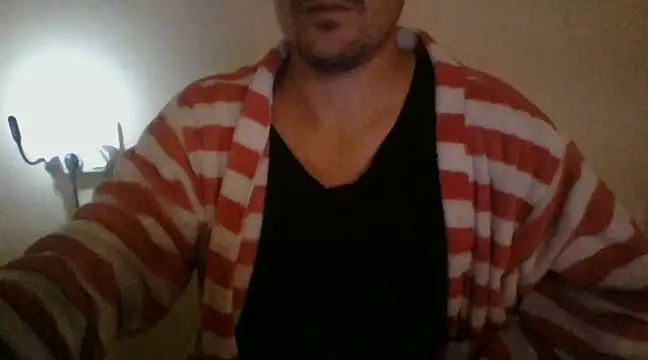 Snapshot of JohnDoe7586 chatting on December 5, 2024, 10:12 pm JohnDoe7586 online show from December 5, 2024, 10:12 pm