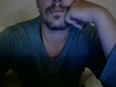 Snapshot of JohnDoe7586 chatting on January 5, 2025, 9:47 pm JohnDoe7586 online show from January 5, 2025, 9:47 pm