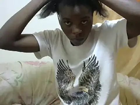 Snapshot of Ebony_jojo chatting on February 28, 2025, 1:36 pm Ebony jojo online show from February 28, 2025, 1:36 pm