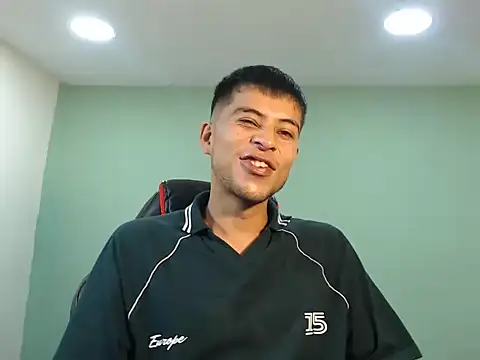 danielitopapuu online show from November 16, 2025, 12:38 am