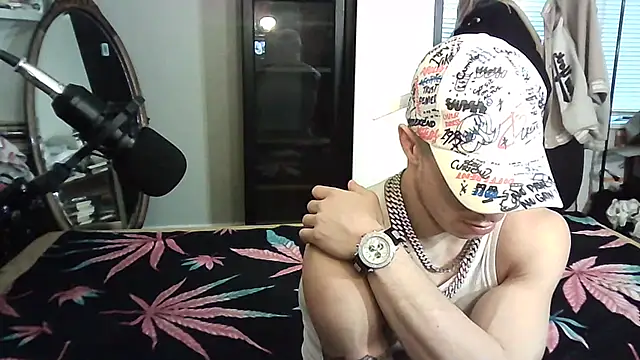 --D-a-D-D-y- online show from February 6, 2025, 12:11 am