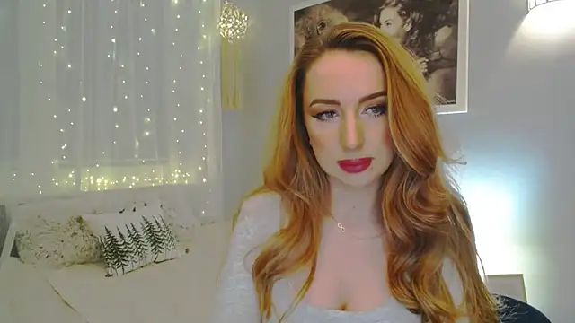 Snapshot of JulietteDiamond chatting on January 8, 2025, 6:41 pm JulietteDiamond online show from January 8, 2025, 6:41 pm