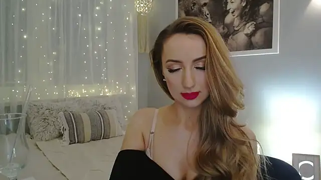 Snapshot of JulietteDiamond chatting on January 26, 2025, 12:26 am JulietteDiamond online show from January 26, 2025, 12:26 am