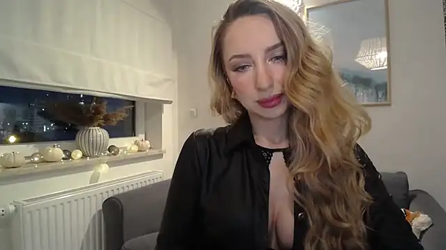 Snapshot of JulietteDiamond chatting on November 26, 2025, 3:13 pm JulietteDiamond online show from November 26, 2025, 3:13 pm