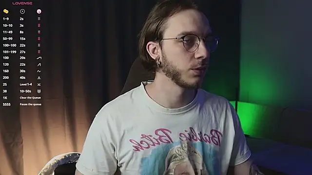 pleasure8869 online show from January 22, 2025, 6:52 am