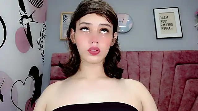 Snapshot of ValeriaAguilar chatting on December 1, 2024, 4:29 pm ValeriaAguilar online show from December 1, 2024, 4:29 pm