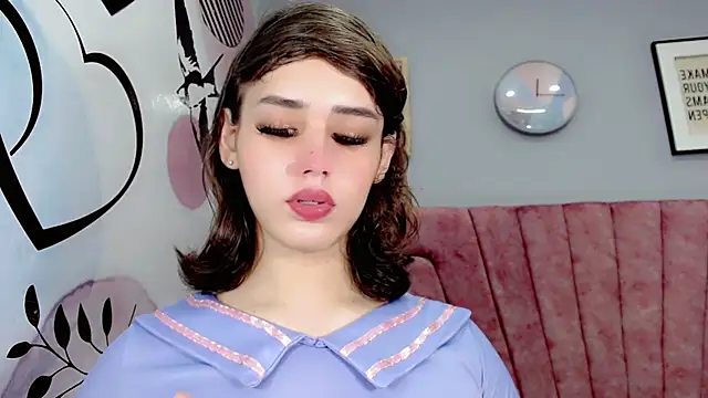Snapshot of ValeriaAguilar chatting on December 3, 2024, 5:01 pm ValeriaAguilar online show from December 3, 2024, 5:01 pm