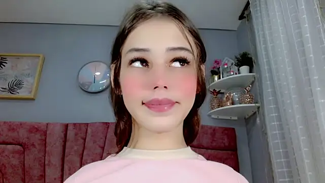 Snapshot of ValeriaAguilar chatting on March 18, 2025, 11:19 am ValeriaAguilar online show from March 18, 2025, 11:19 am