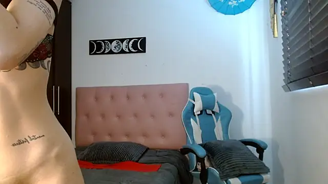 TokioStar online show from February 25, 2025, 4:42 pm