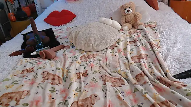 VegasDani online show from November 21, 2025, 11:03 pm