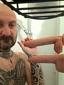 Snapshot of teddy79good chatting on December 15, 2025, 4:44 pm teddy79good online show from December 15, 2025, 4:44 pm