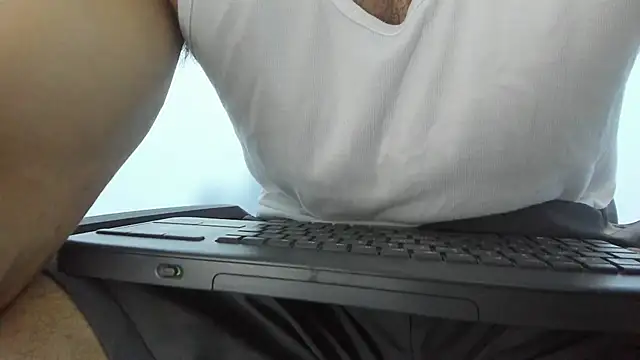 Snapshot of _Poseidon1_ chatting on January 28, 2025, 8:58 pm Poseidon1 online show from January 28, 2025, 8:58 pm