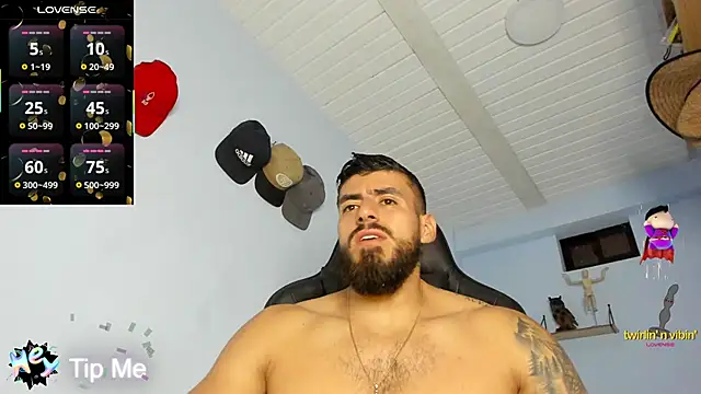 Snapshot of _Poseidon1_ chatting on September 9, 2025, 6:46 am Poseidon1 online show from September 9, 2025, 6:46 am