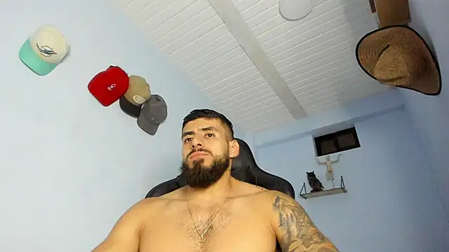 Snapshot of _Poseidon1_ chatting on October 2, 2025, 4:41 am Poseidon1 online show from October 2, 2025, 4:41 am