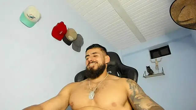 Snapshot of _Poseidon1_ chatting on October 25, 2025, 4:31 am Poseidon1 online show from October 25, 2025, 4:31 am