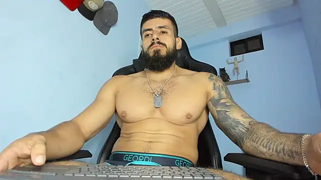 Snapshot of _Poseidon1_ chatting on November 8, 2025, 4:34 am Poseidon1 online show from November 8, 2025, 4:34 am