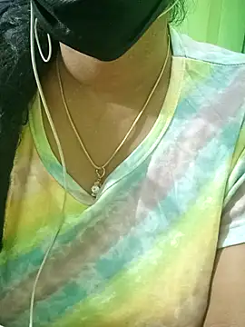 Snapshot of Aishu-tamil09 chatting on February 13, 2025, 8:13 pm Aishu-tamil09 online show from February 13, 2025, 8:13 pm