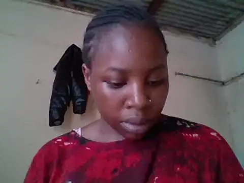 Queen loveer online show from March 16, 2025, 10:33 am