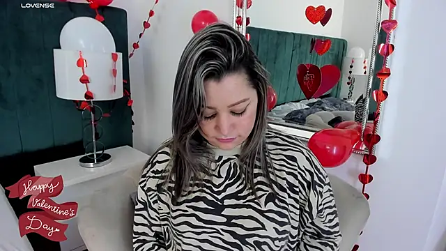 Snapshot of PandoraB_ chatting on February 17, 2025, 2:26 pm PandoraB online show from February 17, 2025, 2:26 pm