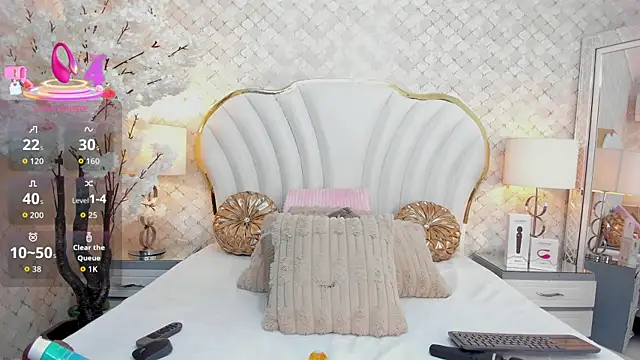 Snapshot of IsabellaKanned chatting on October 7, 2025, 2:03 pm IsabellaKanned online show from October 7, 2025, 2:03 pm