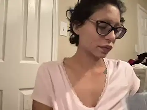 myloveforyouu online show from December 29, 2024, 5:53 am