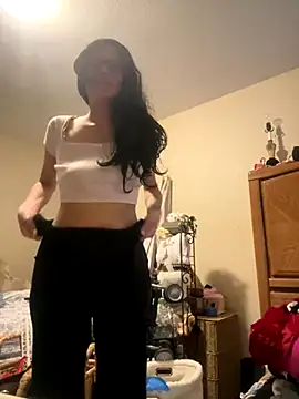 myloveforyouu online show from October 15, 2025, 12:38 pm