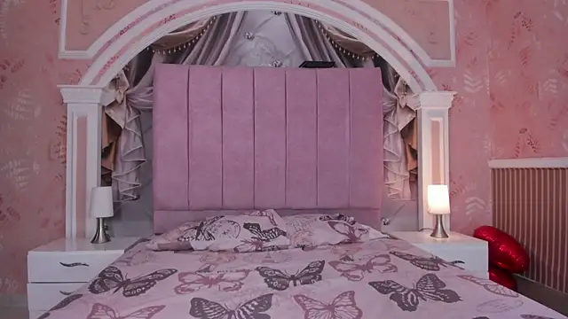 Snapshot of Bonnie__milf chatting on February 17, 2025, 3:09 pm Bonnie milf online show from February 17, 2025, 3:09 pm