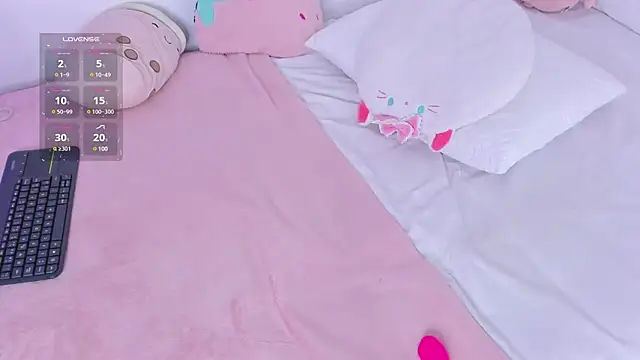 Snapshot of Catbaby888_ chatting on December 9, 2024, 10:41 pm Catbaby888 online show from December 9, 2024, 10:41 pm