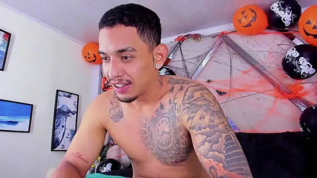 Damian09  online show from November 3, 2025, 3:30 am