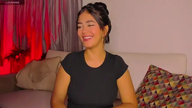 Snapshot of azzahara069 chatting on January 9, 2025, 2:43 am azzahara069 online show from January 9, 2025, 2:43 am