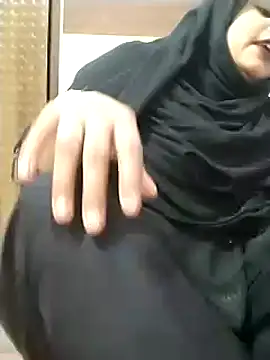 Snapshot of Indian-Nazia chatting on February 1, 2025, 1:41 pm Indian-Nazia online show from February 1, 2025, 1:41 pm