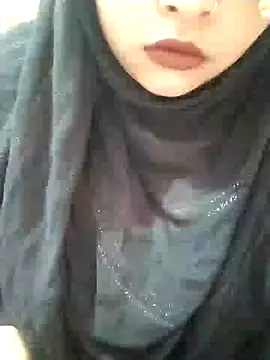 Snapshot of Indian-Nazia chatting on February 3, 2025, 10:25 am Indian-Nazia online show from February 3, 2025, 10:25 am