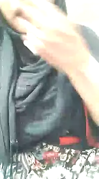 Snapshot of Indian-Nazia chatting on February 5, 2025, 12:49 pm Indian-Nazia online show from February 5, 2025, 12:49 pm