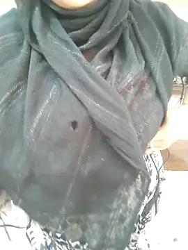 Snapshot of Indian-Nazia chatting on February 12, 2025, 6:29 am Indian-Nazia online show from February 12, 2025, 6:29 am