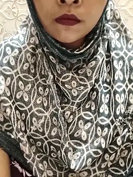 Snapshot of Indian-Nazia chatting on September 26, 2025, 7:51 pm Indian-Nazia online show from September 26, 2025, 7:51 pm