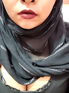 Snapshot of Indian-Nazia chatting on October 9, 2025, 7:17 am Indian-Nazia online show from October 9, 2025, 7:17 am