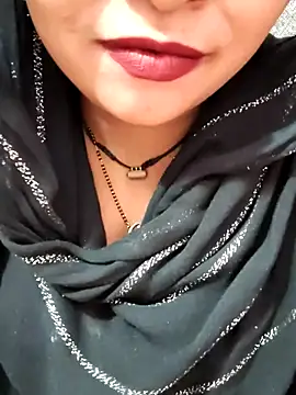 Snapshot of Indian-Nazia chatting on October 16, 2025, 7:48 pm Indian-Nazia online show from October 16, 2025, 7:48 pm