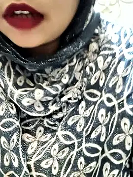 Snapshot of Indian-Nazia chatting on October 17, 2025, 7:05 pm Indian-Nazia online show from October 17, 2025, 7:05 pm