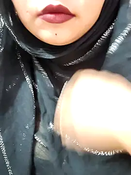 Snapshot of Indian-Nazia chatting on October 28, 2025, 6:10 pm Indian-Nazia online show from October 28, 2025, 6:10 pm