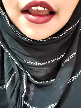 Snapshot of Indian-Nazia chatting on November 5, 2025, 8:20 pm Indian-Nazia online show from November 5, 2025, 8:20 pm