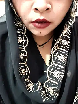 Snapshot of Indian-Nazia chatting on November 7, 2025, 8:42 pm Indian-Nazia online show from November 7, 2025, 8:42 pm