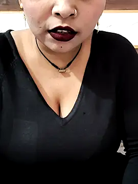 Snapshot of Indian-Nazia chatting on November 14, 2025, 6:28 pm Indian-Nazia online show from November 14, 2025, 6:28 pm