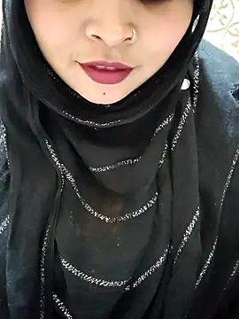 Snapshot of Indian-Nazia chatting on November 17, 2025, 6:35 pm Indian-Nazia online show from November 17, 2025, 6:35 pm