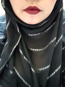 Snapshot of Indian-Nazia chatting on November 22, 2025, 10:25 am Indian-Nazia online show from November 22, 2025, 10:25 am