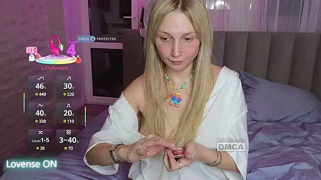 Snapshot of GoodGirl0024 chatting on March 15, 2025, 8:10 pm GoodGirl0024 online show from March 15, 2025, 8:10 pm