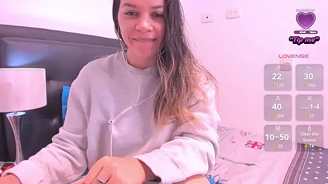 Snapshot of daniela_beauty chatting on October 25, 2025, 2:56 pm daniela beauty online show from October 25, 2025, 2:56 pm
