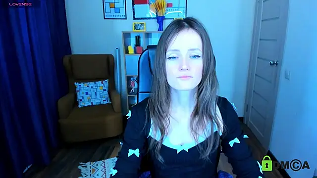 FrancescaCollins online show from February 7, 2025, 10:19 am