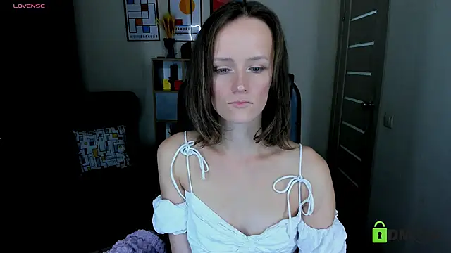 FrancescaCollins online show from September 21, 2025, 3:57 pm